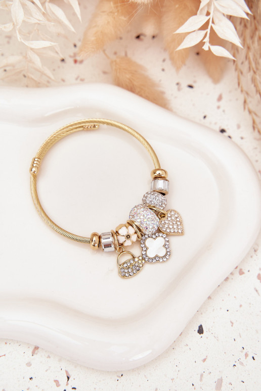 Una pulsera z ZaAieszkami Charms color dorado