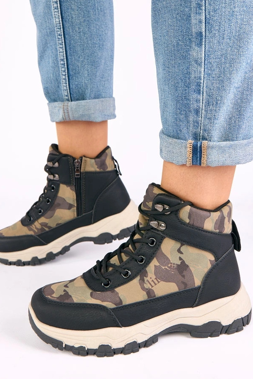 Botines negros con plataforma y...