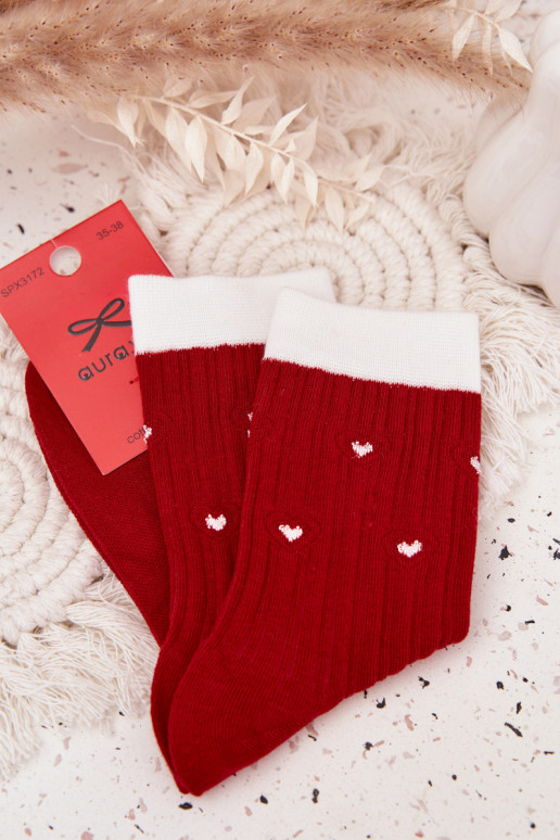 Calcetines navideños para mujer con corazones color rojo