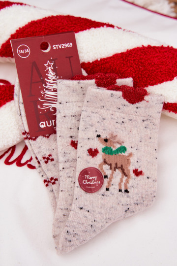 Calcetines navideños para mujeres con renos y corazones, de lana, de color gris 2
