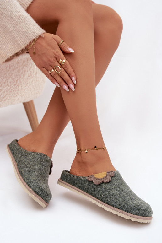 Zapatillas Femenino con una flor Inblu CS000043 color verde