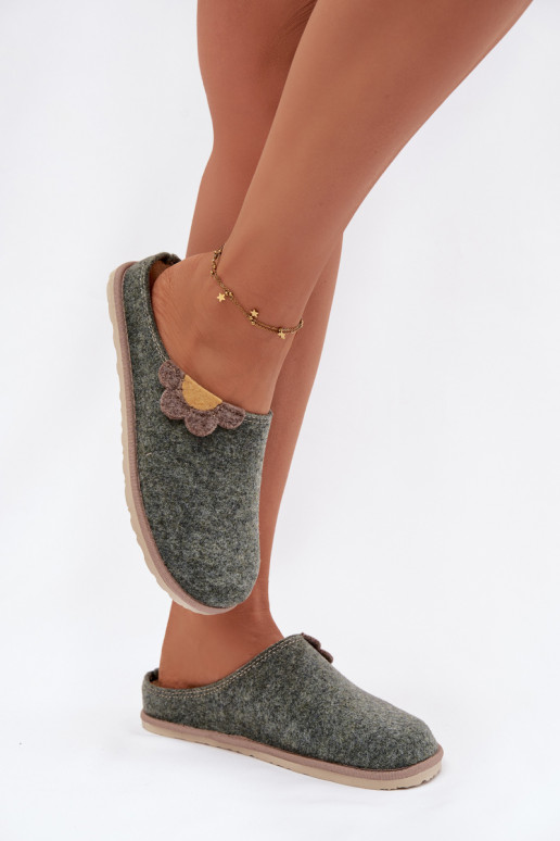 Zapatillas Femenino con una flor Inblu CS000043 color verde