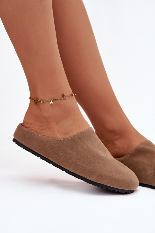 Zapatillas Femeninode gamuza ecológicau de color caqui Kalvess