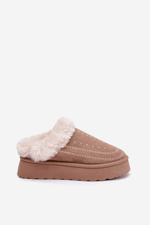 Botas de nieve Femenino con una plataforma con un abrigo de piel I Przeszyciami beige Arelina