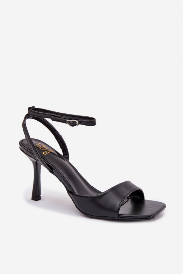 Sandalias de mujer con tacones finos Eko Piel de color negro Brisora