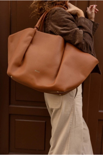 Bolso grande de mujer Big Star SS574006 color marrón