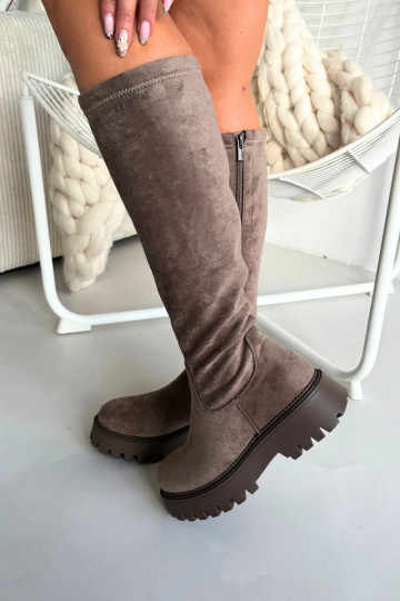 calentamiento botas de mujer con una plataforma Big Star OO274722 beige