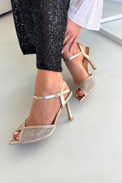 Sandalias de mujer con tacones finos Con decoración color dorado Peloria