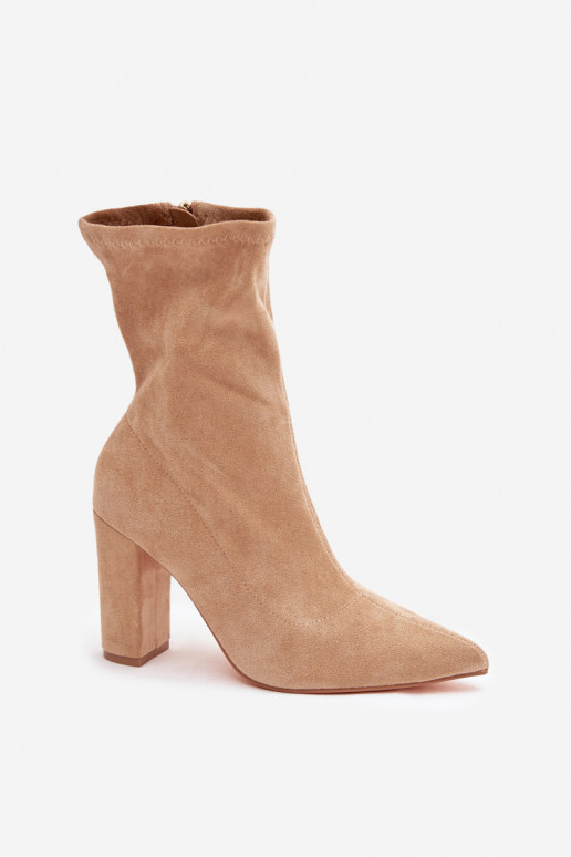 Botas de mujerPrzeszyciami beige Rosivelle