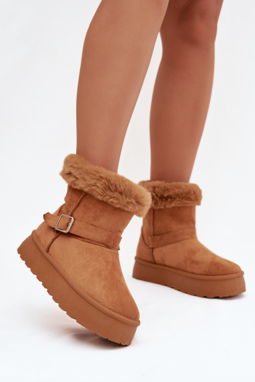Botas de nieve Femenino con una plataforma con hebillas y un abrigo de piel color marrón Jesella
