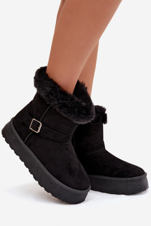 Botas de nieve Femenino con una plataforma con hebillas y un abrigo de piel de color negro Jesella