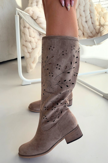 con elementos calados botas de mujer reloj de color caqui Helinna 2