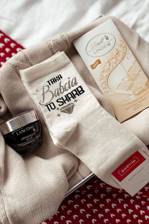 Medias Femenino con una nota Taka Babcia To Skarb color marfil