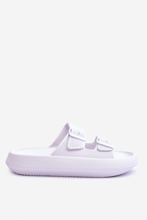 Zapatillas de mujer con espuma. con rayas el color blanco Sharmen