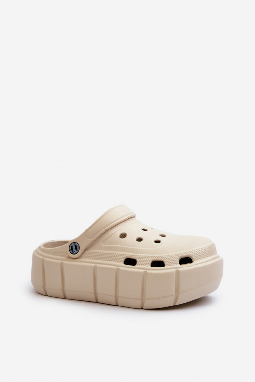 Zapatillas ligeras zapatillas de mujer con una plataforma beige Itubia