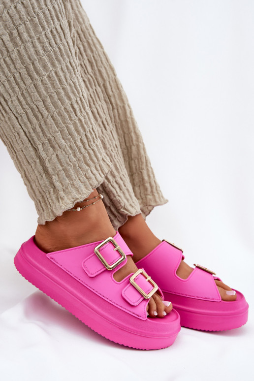 zapatillas de mujer con una plataforma Ze color doradomi con hebillasmi color rosa Zorila