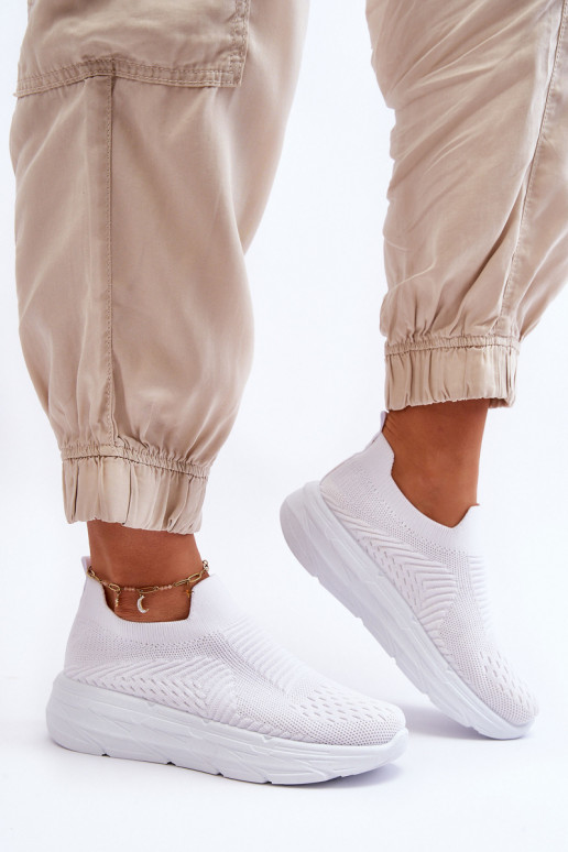 Femenino Un modelo convincente zapatillas el color blanco Ferive