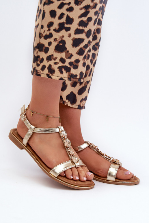 Sandalias planas para mujer. con hermosos detalles color dorado Muridia