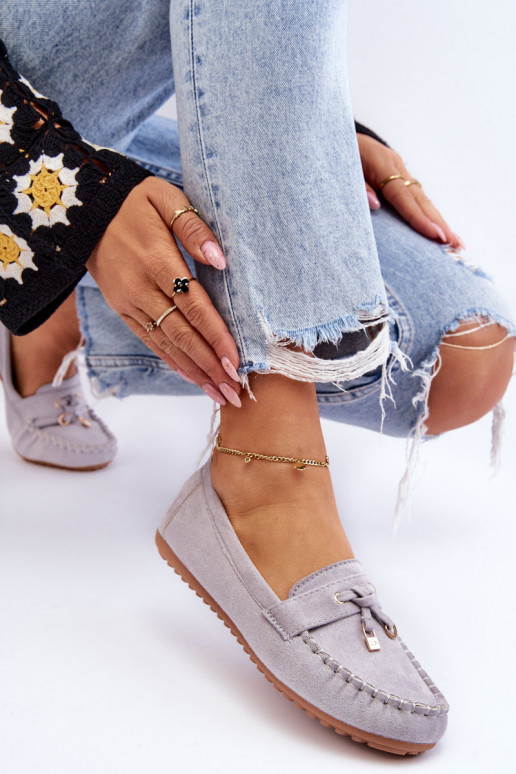 Mocasines clásicos de ante. color gris Good Time