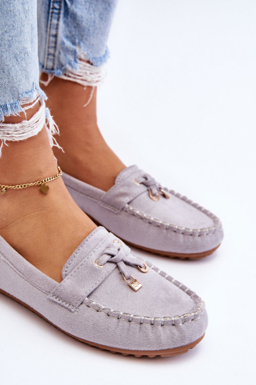 Mocasines clásicos de ante. color gris Good Time