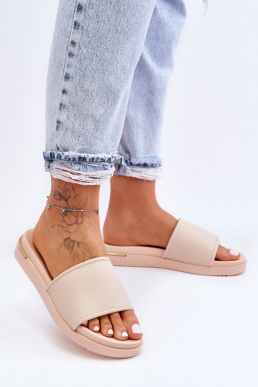 Femenino Zapatillas con una plataforma Big Star LL274933 beige