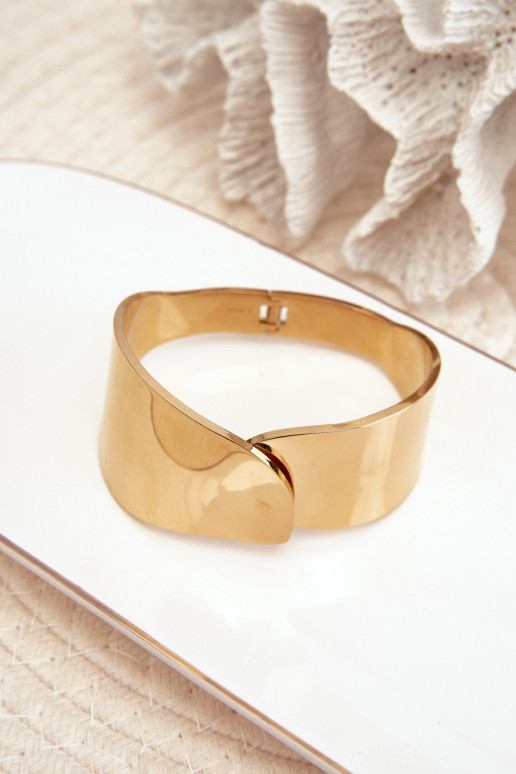 Gładka Una pulsera de acero inoxidable color dorado