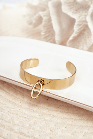 Pulsera con ornamentos de acero inoxidable color oro 2