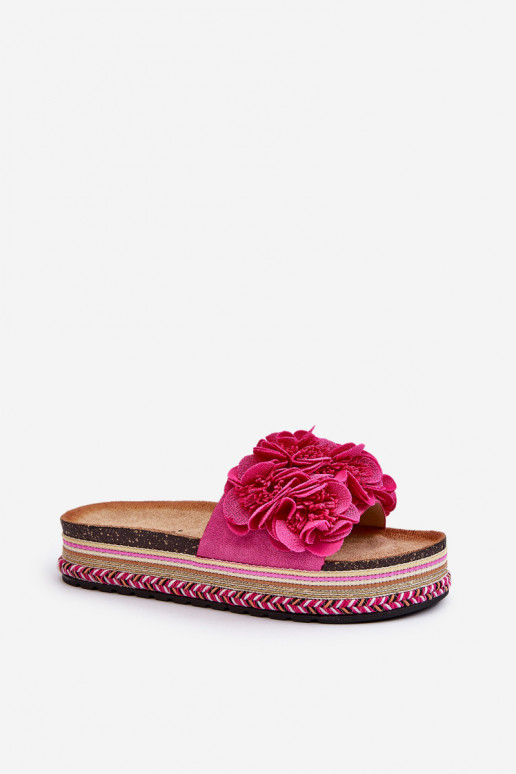 zapatillas de mujer con una plataforma Ozdobione con motivos floraleskami color rosa Nodina