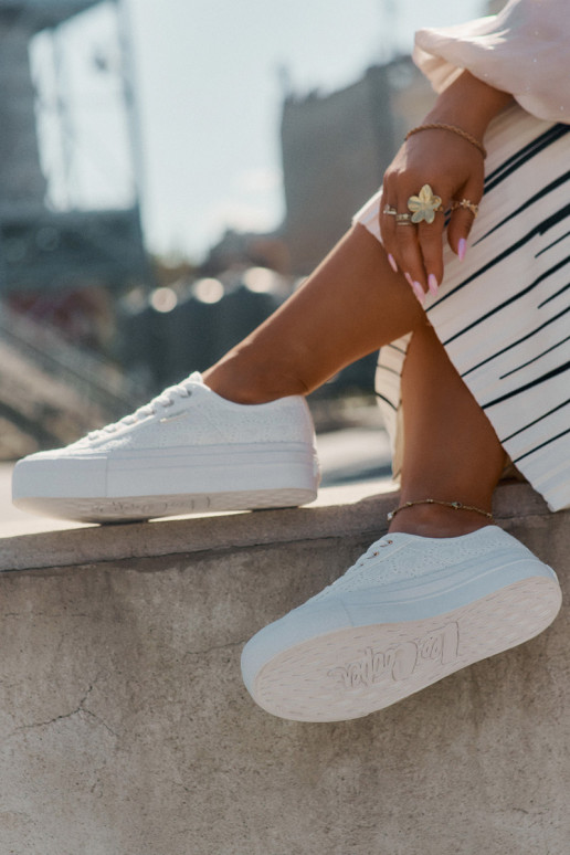 Zapatos de ocio con encaje Lee Cooper LCEN-25-31-3438L el color blanco