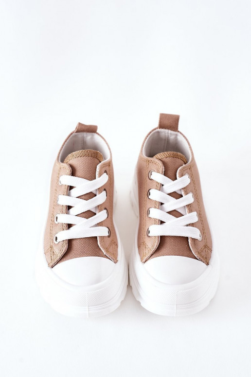 Zapatos de ocio para niños. con una plataforma beige Travel Time