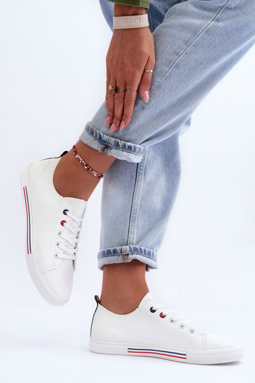 Piel zapatillas Femenino el color blanco Mossaia