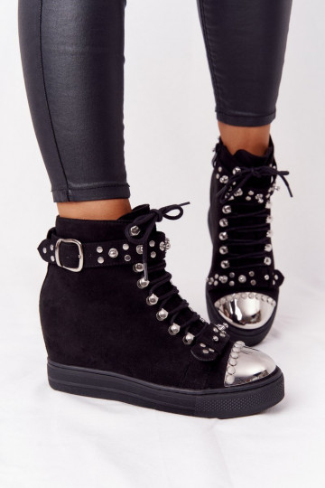 calentamiento Botas en una cuña de gamuza de color negro Lu Boo 2