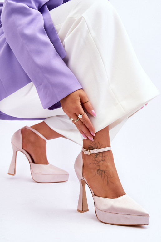 De moda Zapatos En un alfiler más ancho Tono rosa claro Tiene quedness