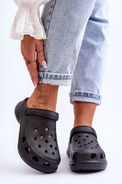 Pantuflas de espuma cocodrilos con suelas masivas de moda de color negro Katniss