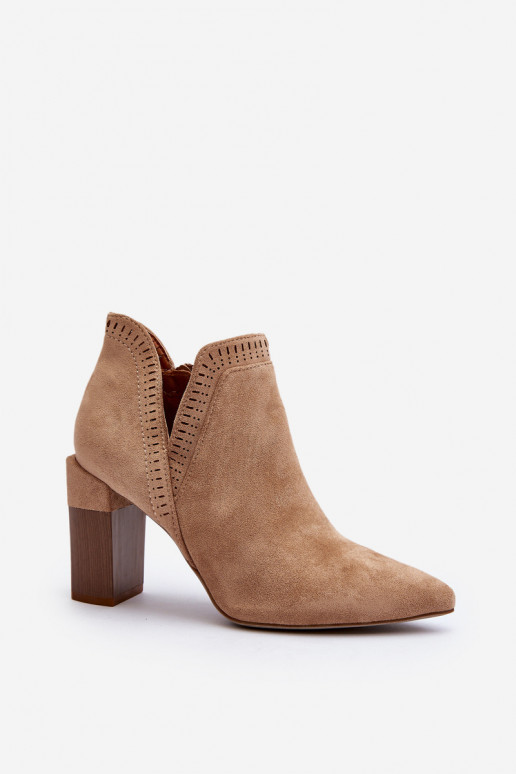 Botas con tacones con elementos calados beige Vailen