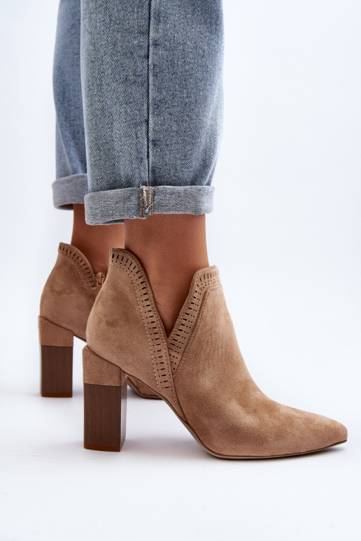 Botas con tacones con elementos calados beige Vailen