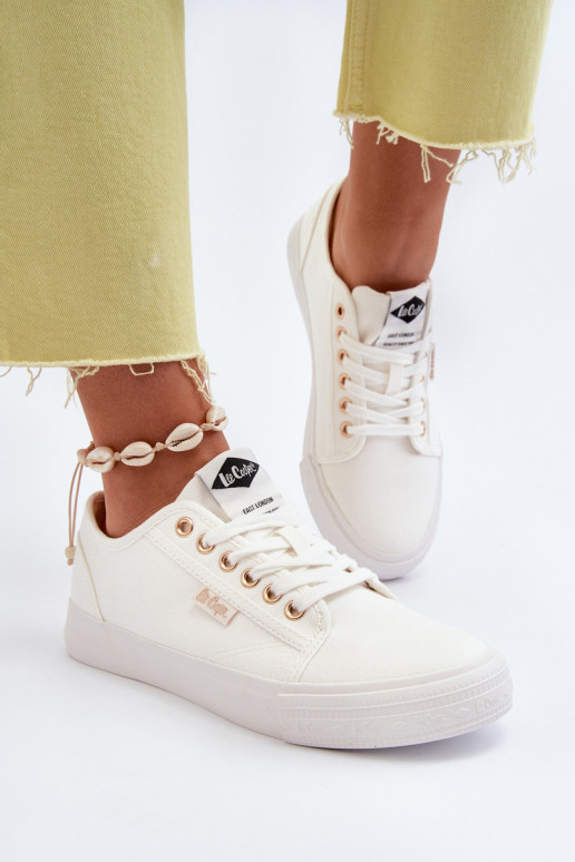 Zapatos de mujer Lee Cooper LCEN-24-31-2201 el color blanco