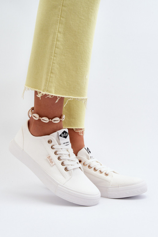 Zapatos de mujer Lee Cooper LCEN-24-31-2201 el color blanco