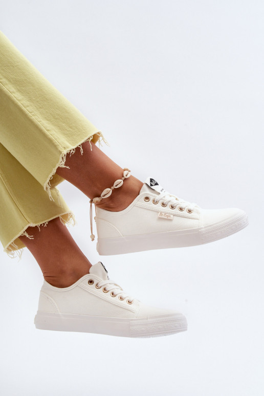 Zapatos de mujer Lee Cooper LCEN-24-31-2201 el color blanco