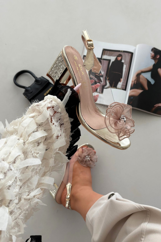 sandalias con tacones con adornos D&A MR52-238 color dorado