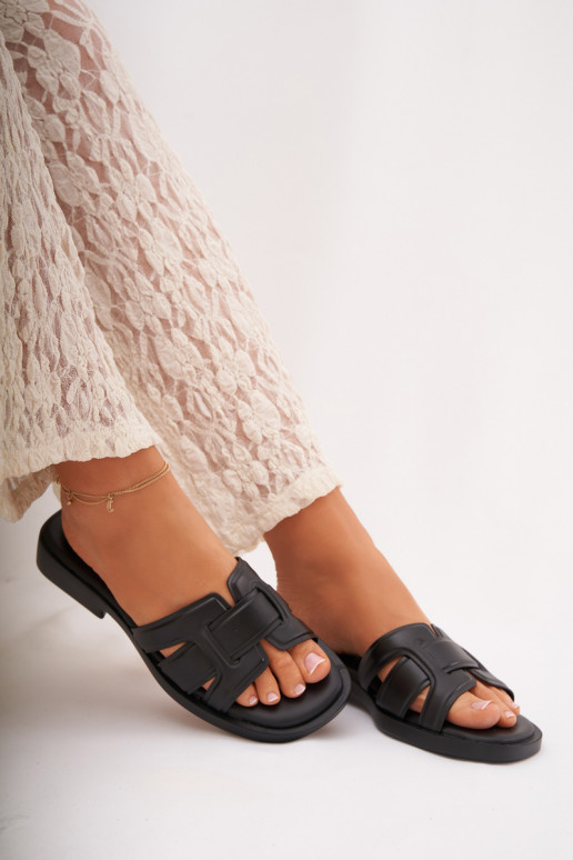 zapatillas de mujer con tacones anchos de color negro Lorania