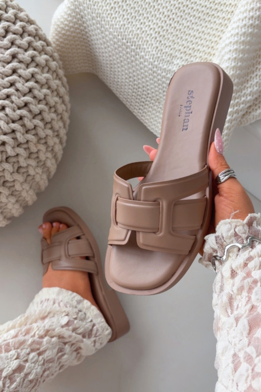 zapatillas de mujer con tacones anchos beige Lorania