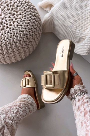 zapatillas de mujer con tacones anchos con hebillas color dorado Melivra