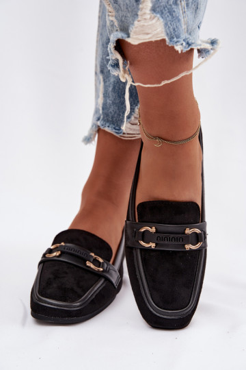 Mocasines de mujer de color negro con elementos decorativos Evelora 2