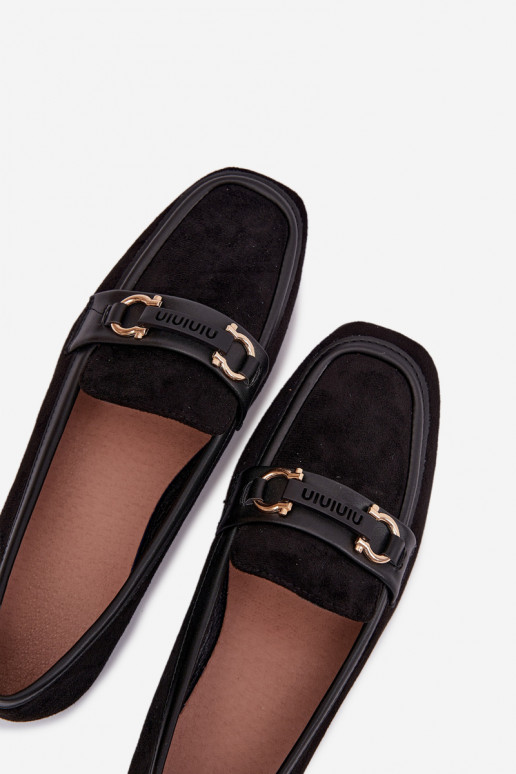 Mocasines de mujer de color negro con elementos decorativos Evelora