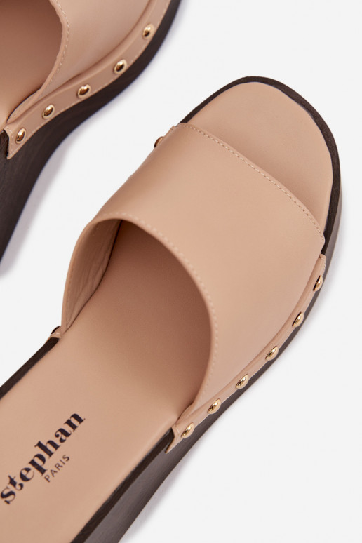 zapatillas de mujer en una cuña Ze color doradomi Studs beige Arionne