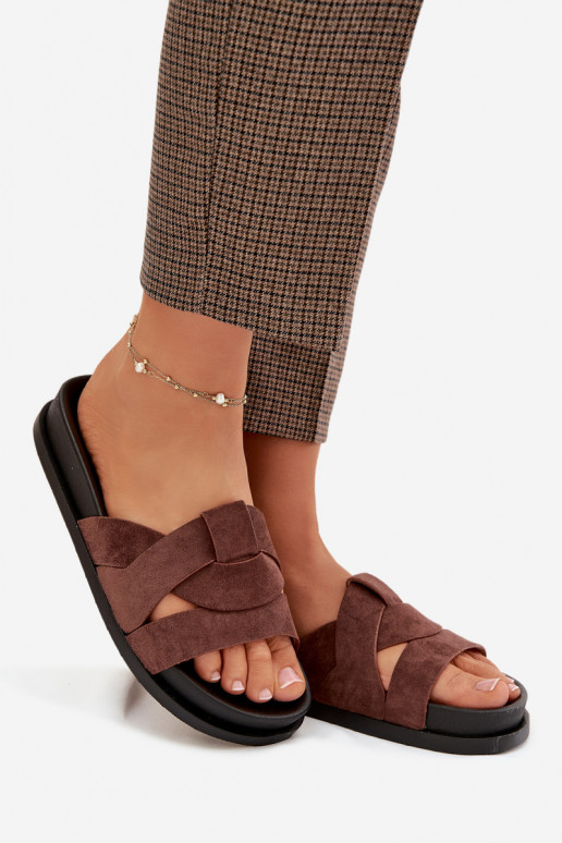 zapatillas de mujer de gamuza ecológicaoAe con rayas marron oscuro Tiene querivessa