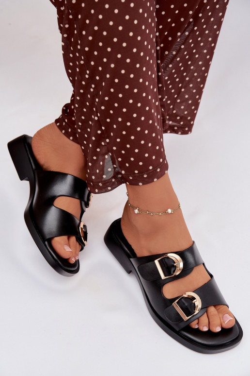 zapatillas de mujer Ze color doradomi con hebillasmi de color negro Danelle