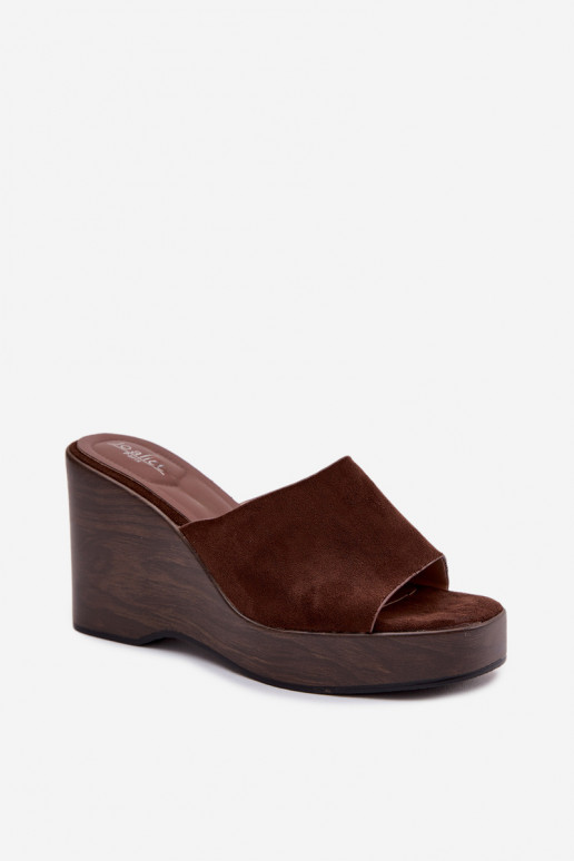 zapatillas de mujer en una cuña CzekoladoAe Ravelia