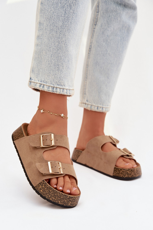 zapatillas de mujer con una plataforma Ze color doradomi con hebillasmi beige Tovessa